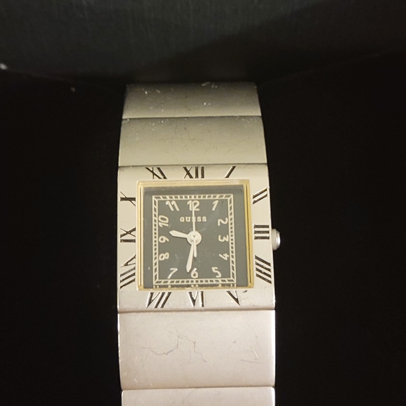 Guess Watch Matte Silver Bracelet - Picture 4 of 8
